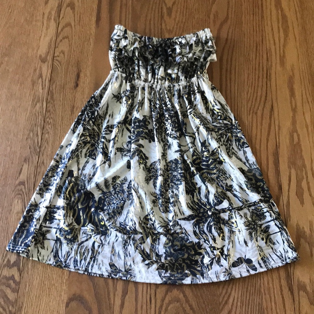 Strapless dress